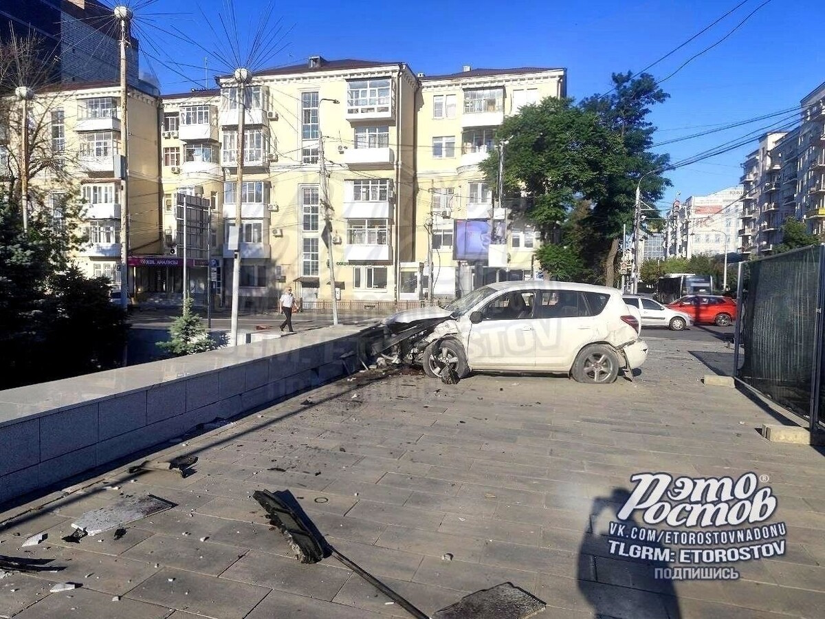    Жертва аварии   «Это Ростов» / тг-канал «Это Ростов»