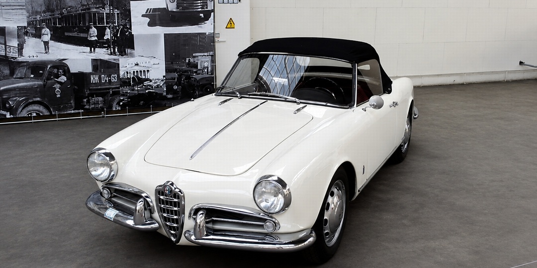 Олдтаймер-Галерея - Alfa Romeo Giulietta Spider