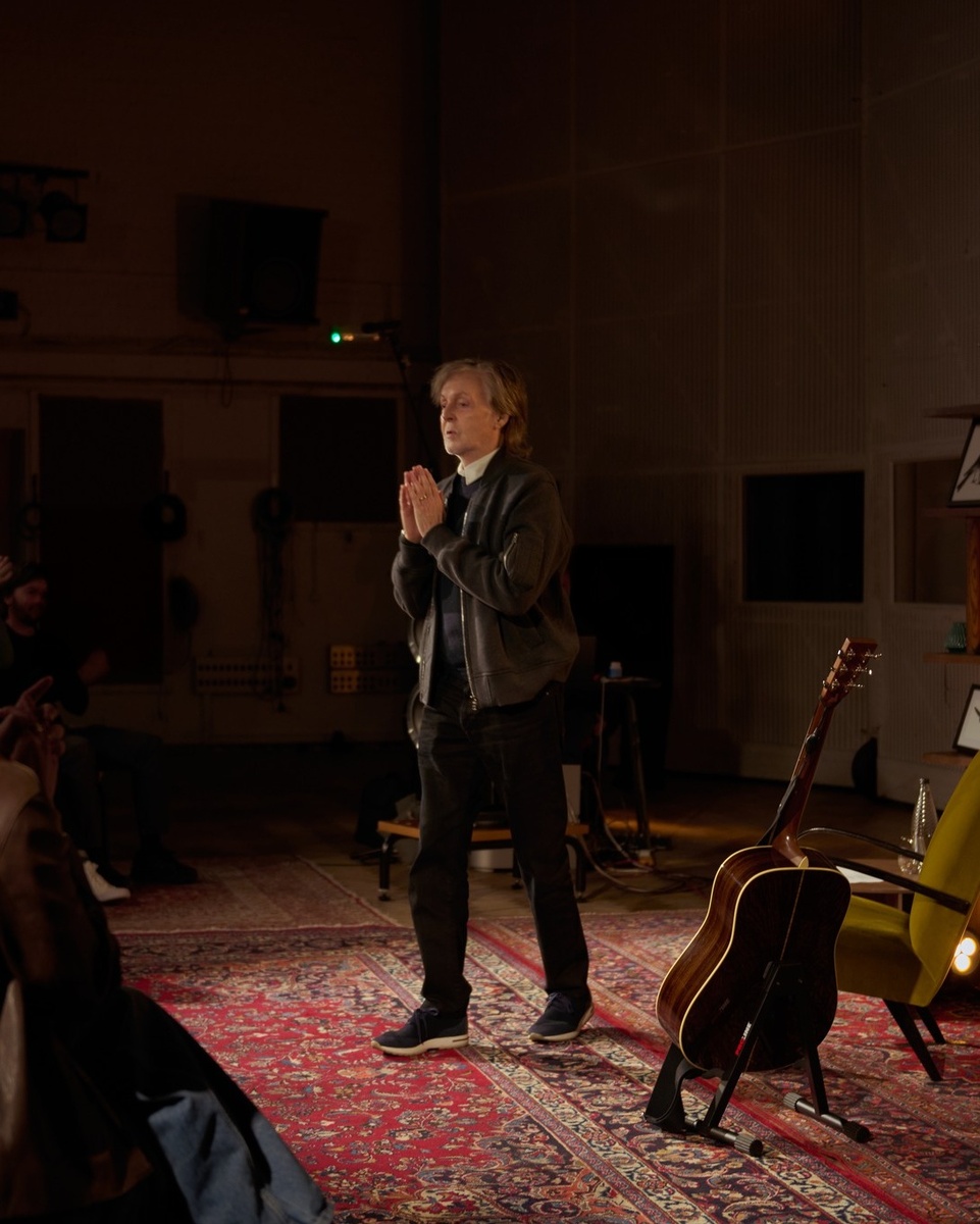 05.05.2026 эксклюзивное прослушивание The Boys of Dungeon Lane в Abbey Road Studios (фото: Sonny McCartney)