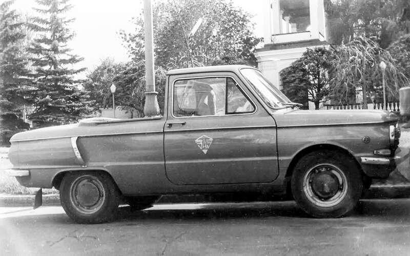 Внутризаводской пикап на базе ЗАЗ‑968А.📷
