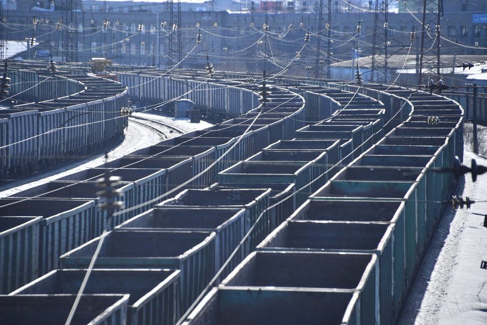    В Польше приостановили движение грузовых поездов из-за тропической жары Владимир ВЕЛЕНГУРИН