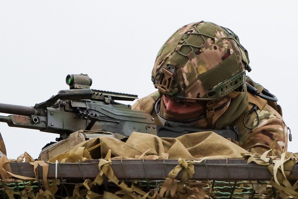   Военный РФ принял на себя удар для спасения мирных жителей Фото: Belkin Alexey/news.ru/Global Look Press