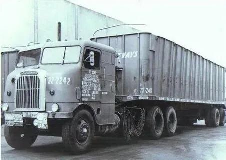 Рис. 1. 1950  B42 Eastern Freightliner