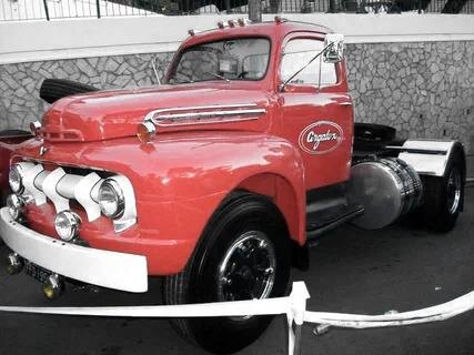 Рис. 2. 1951  Ford F-8 Big Job
