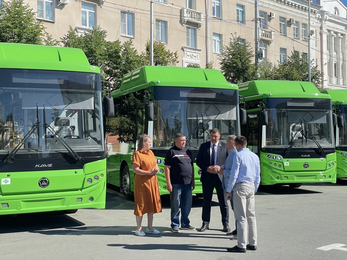    В Кургане презентовали новые автобусы