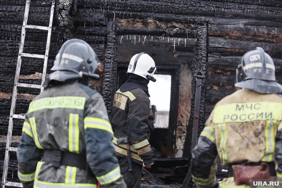     Двое курганцев погибли в пожаре в микрорайоне Увал