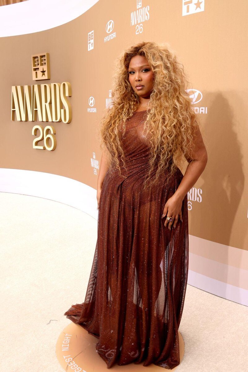    Источник: Getty Images | Лиззо появилась на BET Awards 2026 после заметного похудения