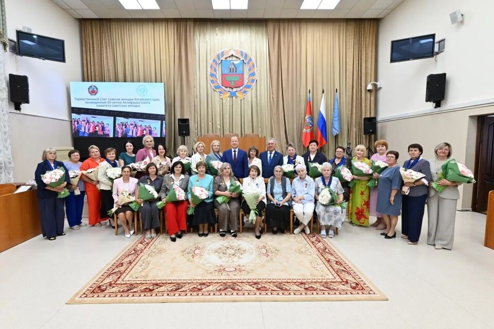 Совет женщин
Фото: Правительство Алтайского края