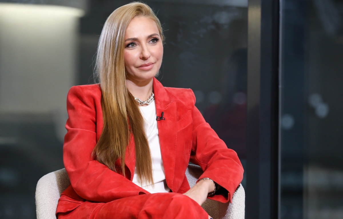    Татьяна Навка  Алена Бжахова/ТАСС