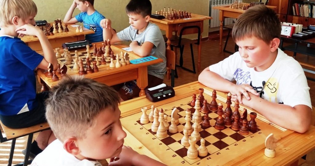К Дню молодежи в Миллерово прошел шахматный турнир