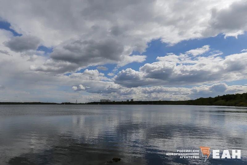 В ХМАО ребенок погиб во время купания в реке