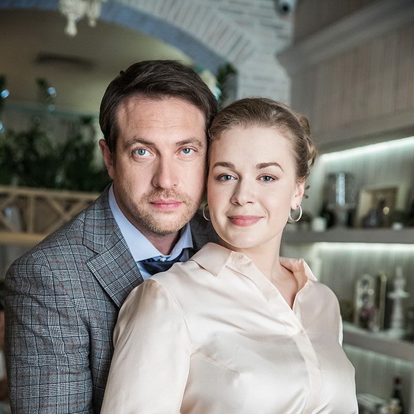     Сериал «Скрытые мотивы» с Кириллом Сафоновым и Светланой Колпаковой покажет Первый канал