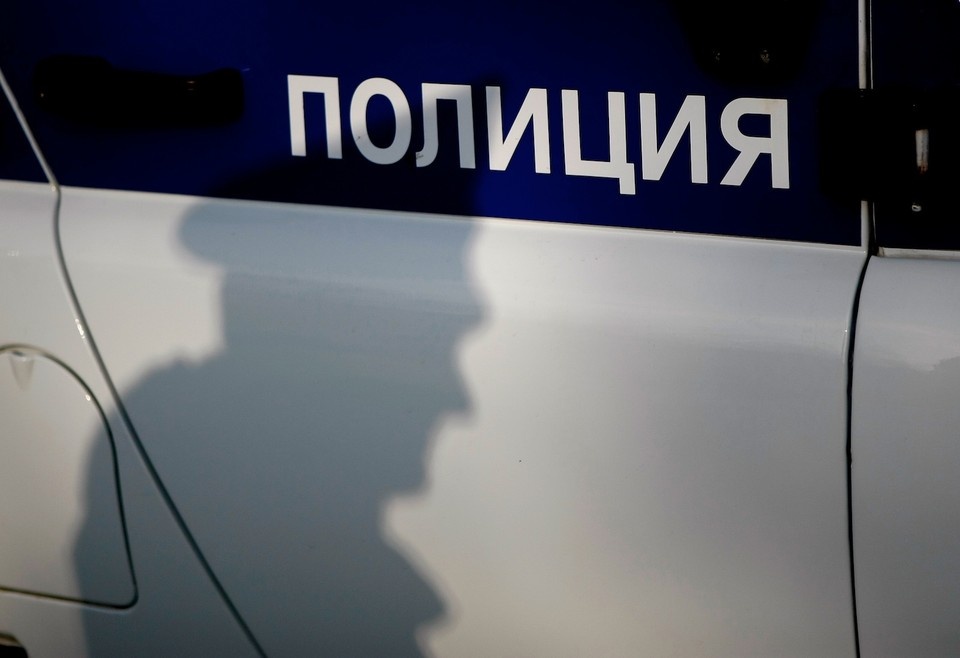    Полицейские задержали мужчину в момент передачи наркотиков курьеру. Виктор ГУСЕЙНОВ