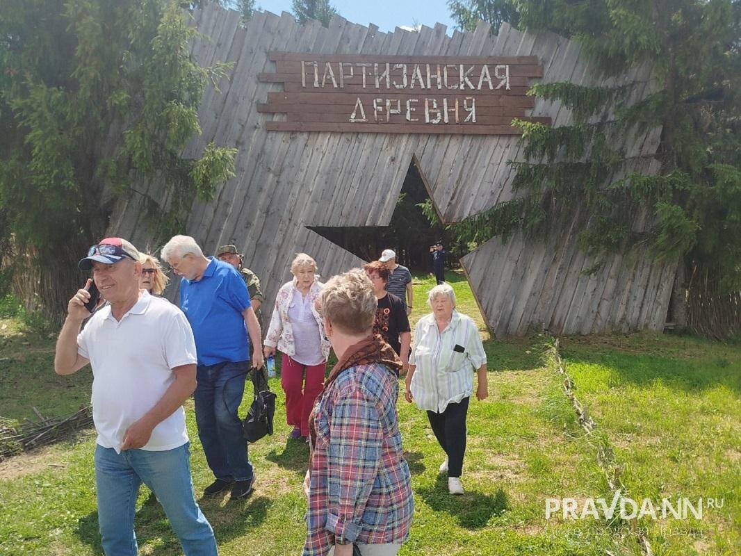    Фото: Михаил Быков. Одна из локаций полигона – военно-исторический комплекс «Партизанская деревня»