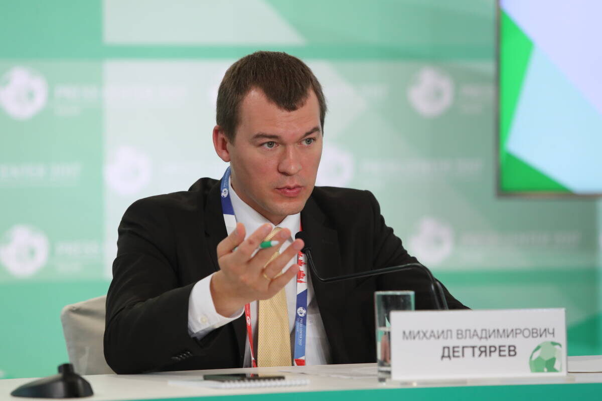 Министр спорта России Михаил Дегтярев так же резонно отмечает: «На международном уровне ISU курирует конькобежный спорт, фигурное катание и шорт-трек»Фото: © Рамиль Гали «Татар-информ»