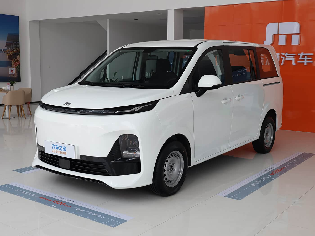 Новый Xinyuan Upward (Xiangshang) V6 в базовом исполнении