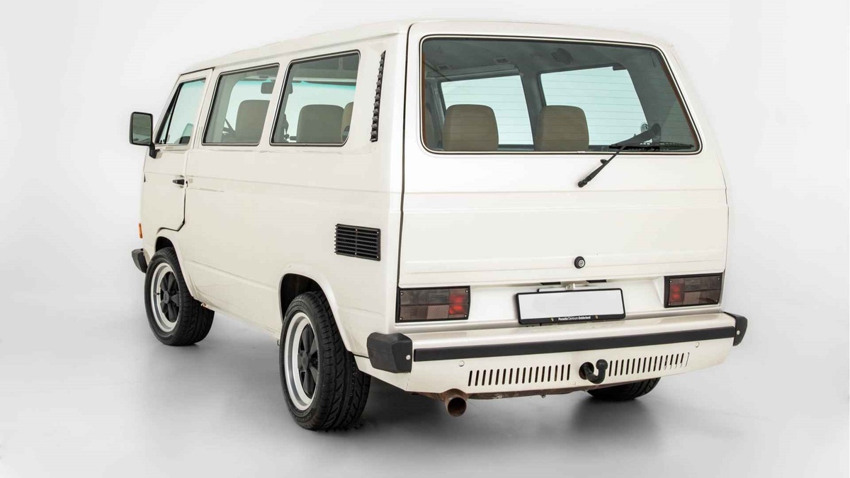 VW Transporter B32