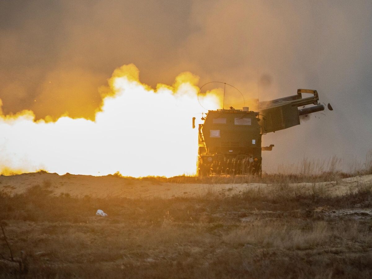    Американская высокомобильная ракетно-артиллерийская система оперативно-тактического назначения HIMARS | © Фото : U.S. Marine Corps / Sgt. Andy Martinez