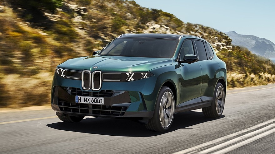    На фото: новый кроссовер BMW X5 40 xDrive