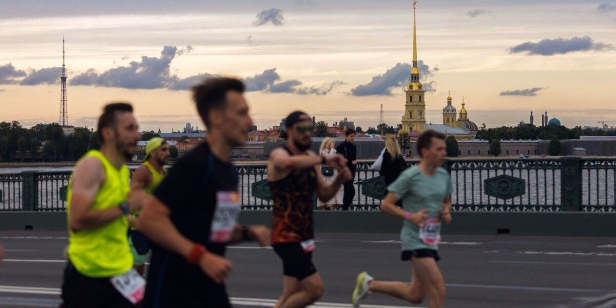 В Питере пройдет марафон «Белые ночи». Источник: wnmarathon.runc.run📷
