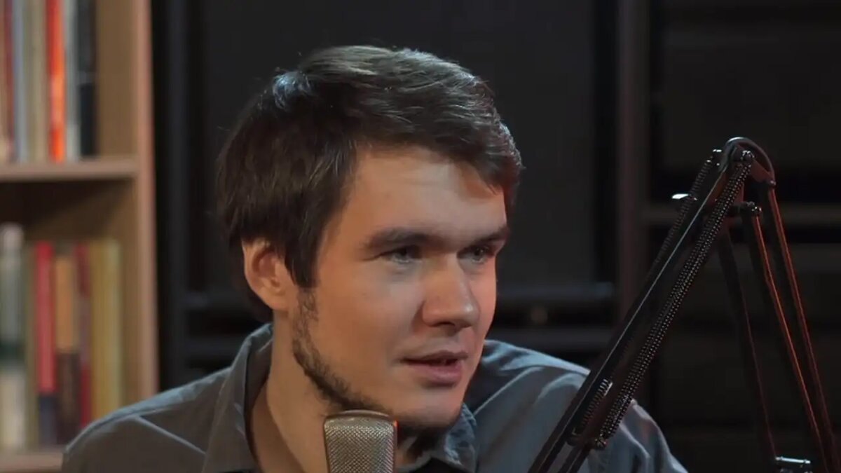    Евгений Баженов © YouTube/Rabkor
