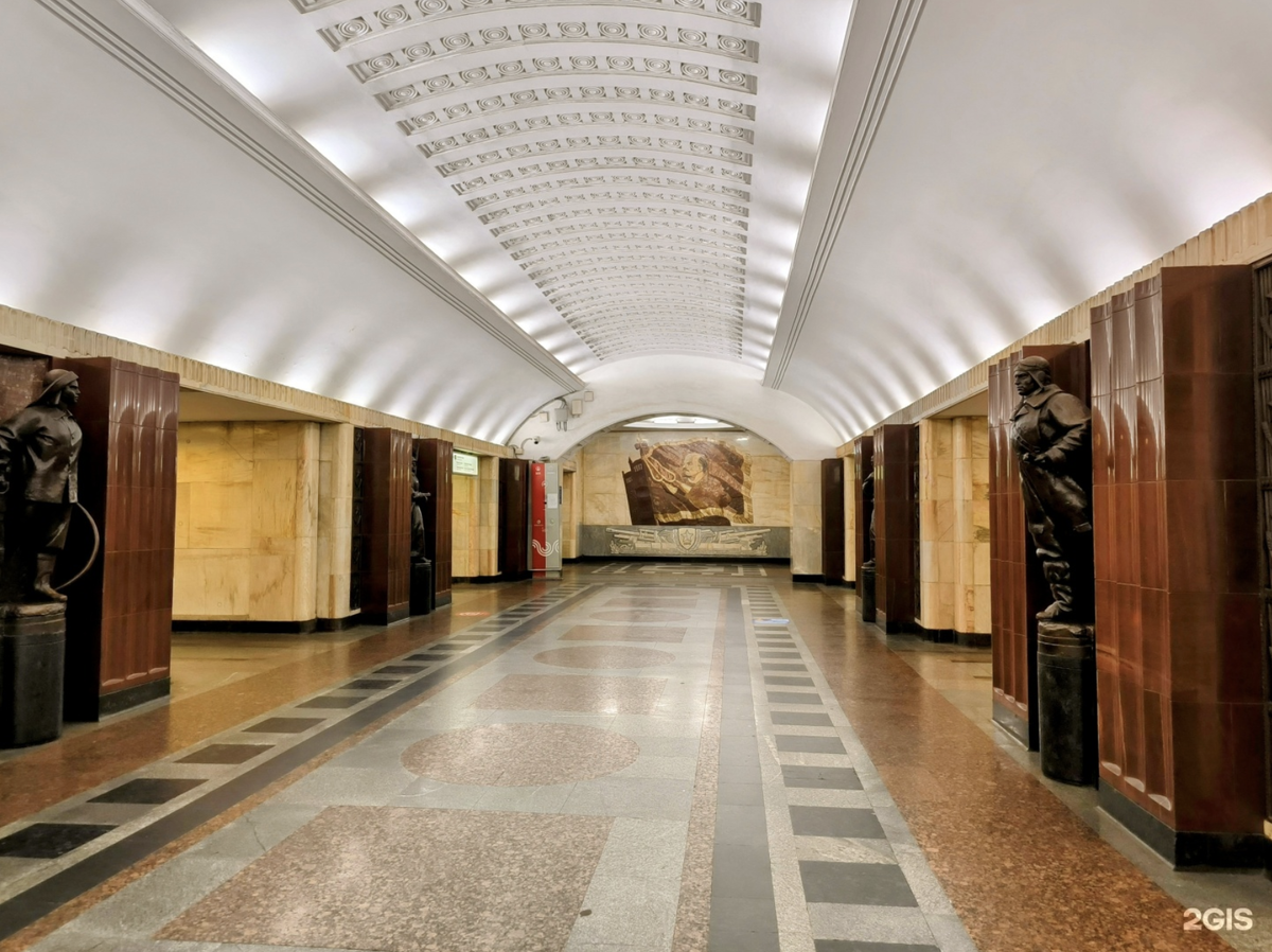 Станция "Бауманская" в 2024 году. Автор фото: Г. Биркин. Отсюда: https://2gis.ru