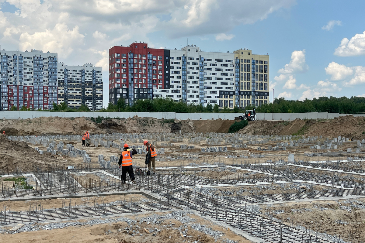 Возведение школы в поселке Садовый