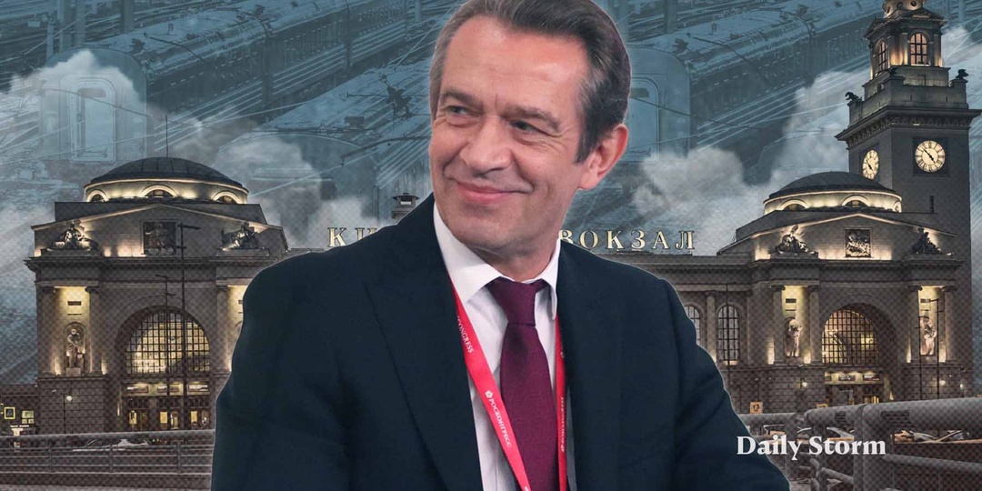 «Если песнь не громит вокзала, то к чему переменный ток?»: в Москве встретили два спецпоезда с театральными артистами