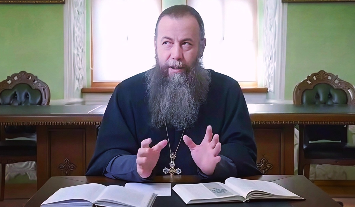 Димитрий Беженарь — протоиерей,  клирик Сергиев-Посадского благочиния Московской областной епархии, проповедник, публицист, миссионер.