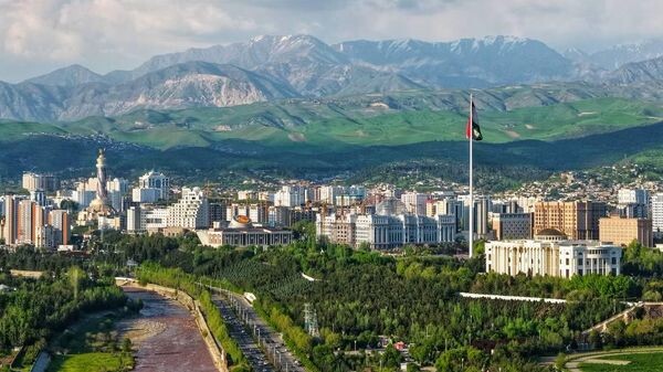    © Foto / Пресс-служба Рустама Эмомали