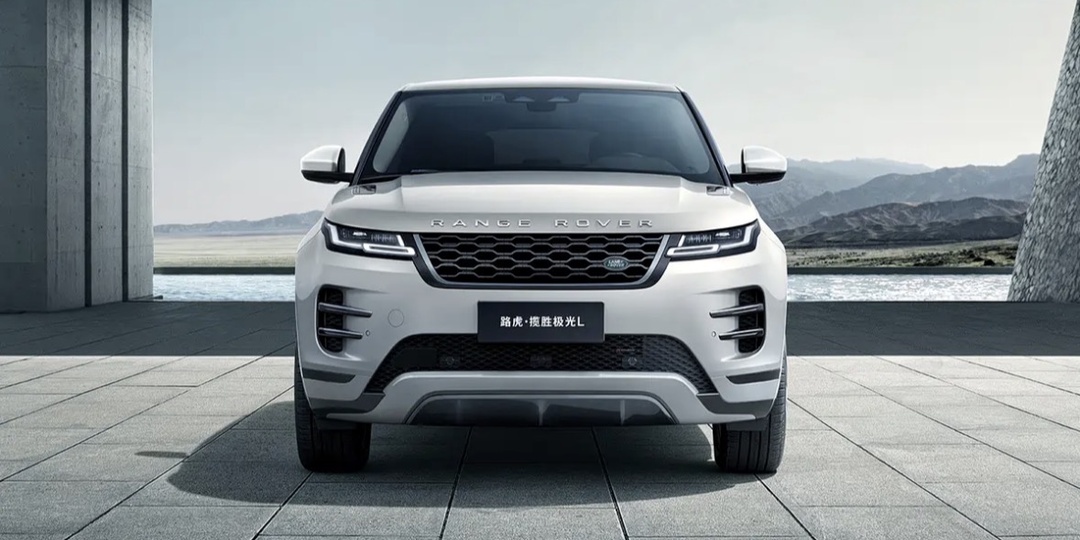 Премиальный внедорожник рухнул в цене более чем в два раза: почему Range Rover Evoque L теперь продают дешевле Toyota RAV4?