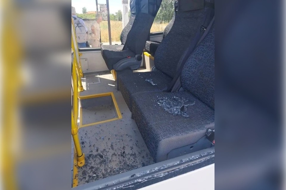    Пассажирские автобусы то и дело становятся целями для ударов ВСУ. Фото: тг-канал Евгения Балицкого