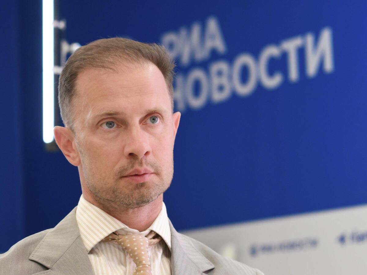    Генеральный директор АО "Глонасс" Алексей Райкевич на стенде РИА Новости, ВЭФ-2025© РИА Новости . Григорий Сысоев