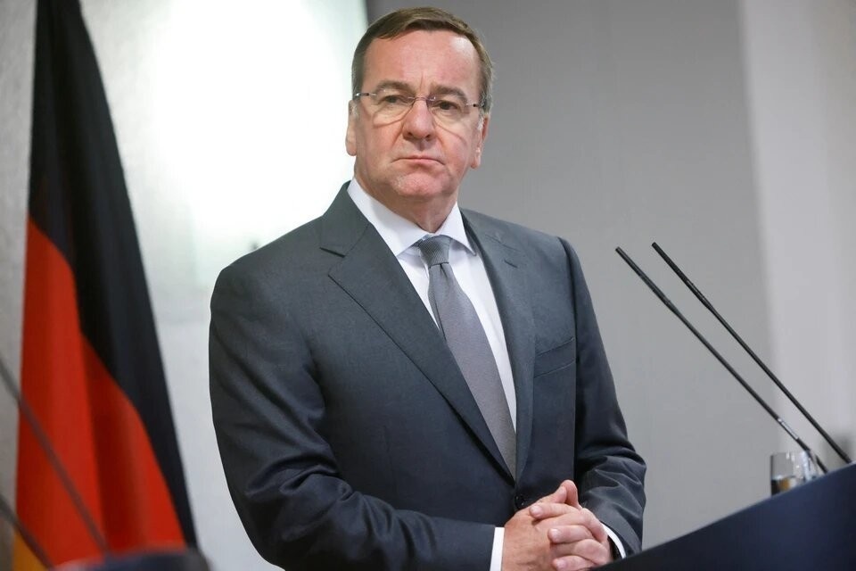    Министр обороны ФРГ Писториус рассказал о личных запасах на случай ЧС REUTERS