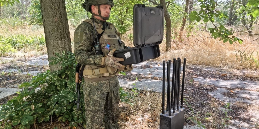 РЭБ-охотники за дронами: защищают и военных, и гражданское население