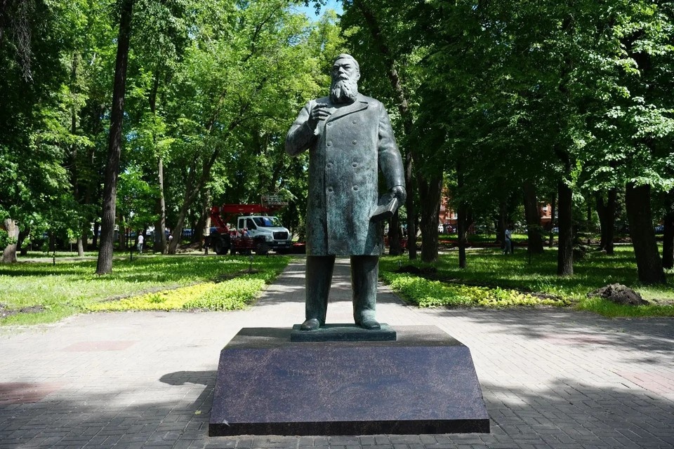    Сквер Яковлева в Ульяновске приведут в порядок ко Дню города | ФОТО: администрация Ульяновска