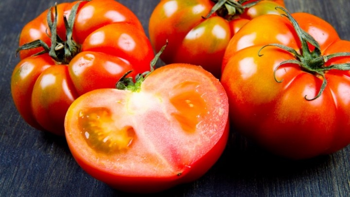 Вот такой пресный на вкус томат стал поводом разобраться, что пошло не так