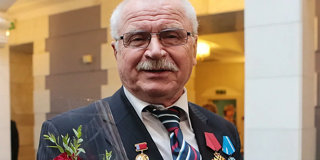 «Размениваться по мелочам не буду»: как Сергей Никоненко в 84 года нашел свое счастье вопреки всему
