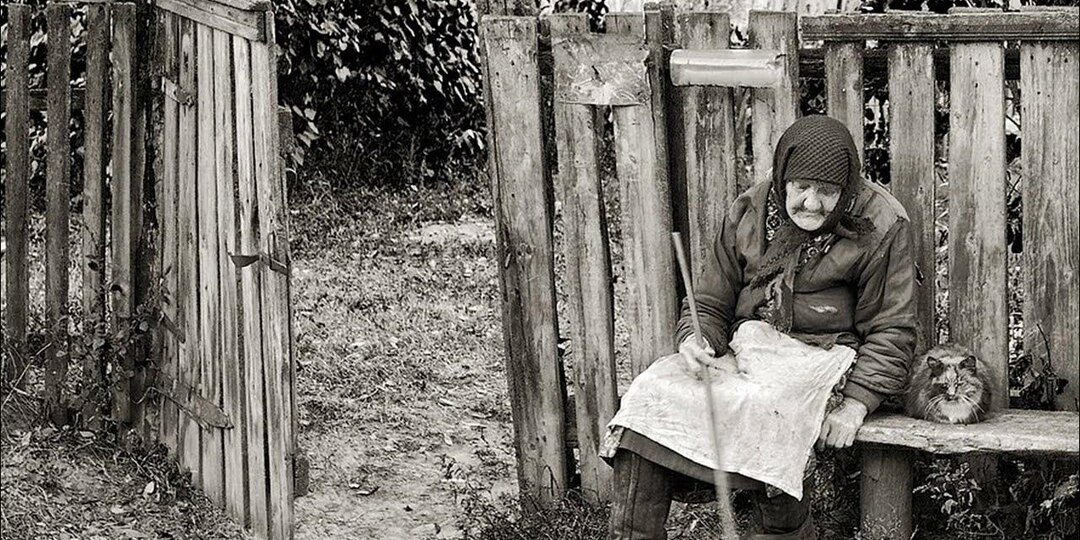 Меня обокрали собственные дети, пока я лежала при смерти. А потом я переписала завещание. Подслушано