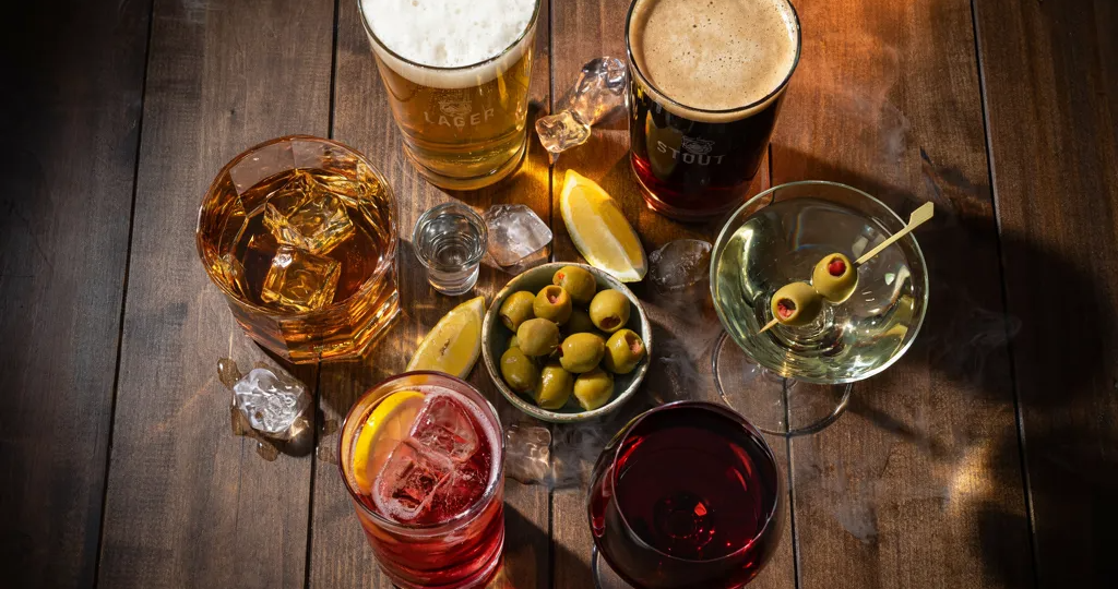 🍺 Почему от тёмного пива похмелье всегда в два раза тяжелее, чем от светлого, даже если градус в банках одинаковый