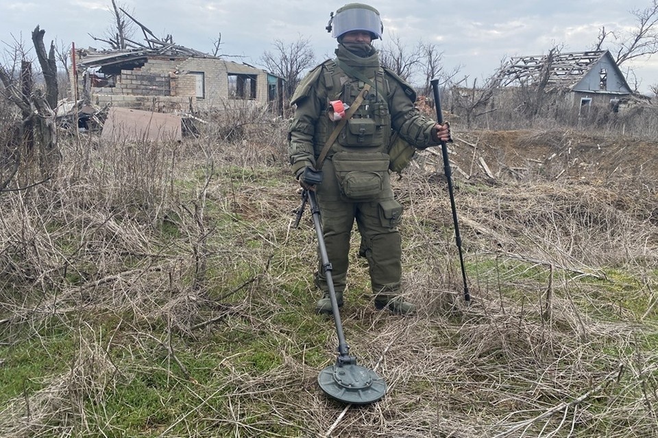    Подразделения закрепления ВС РФ приступили к разминированию Красного Лимана (архивное фото) Дмитрий СТЕШИН