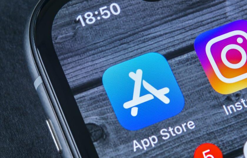 Apple грозит штраф в 4 млрд за нарушения в России