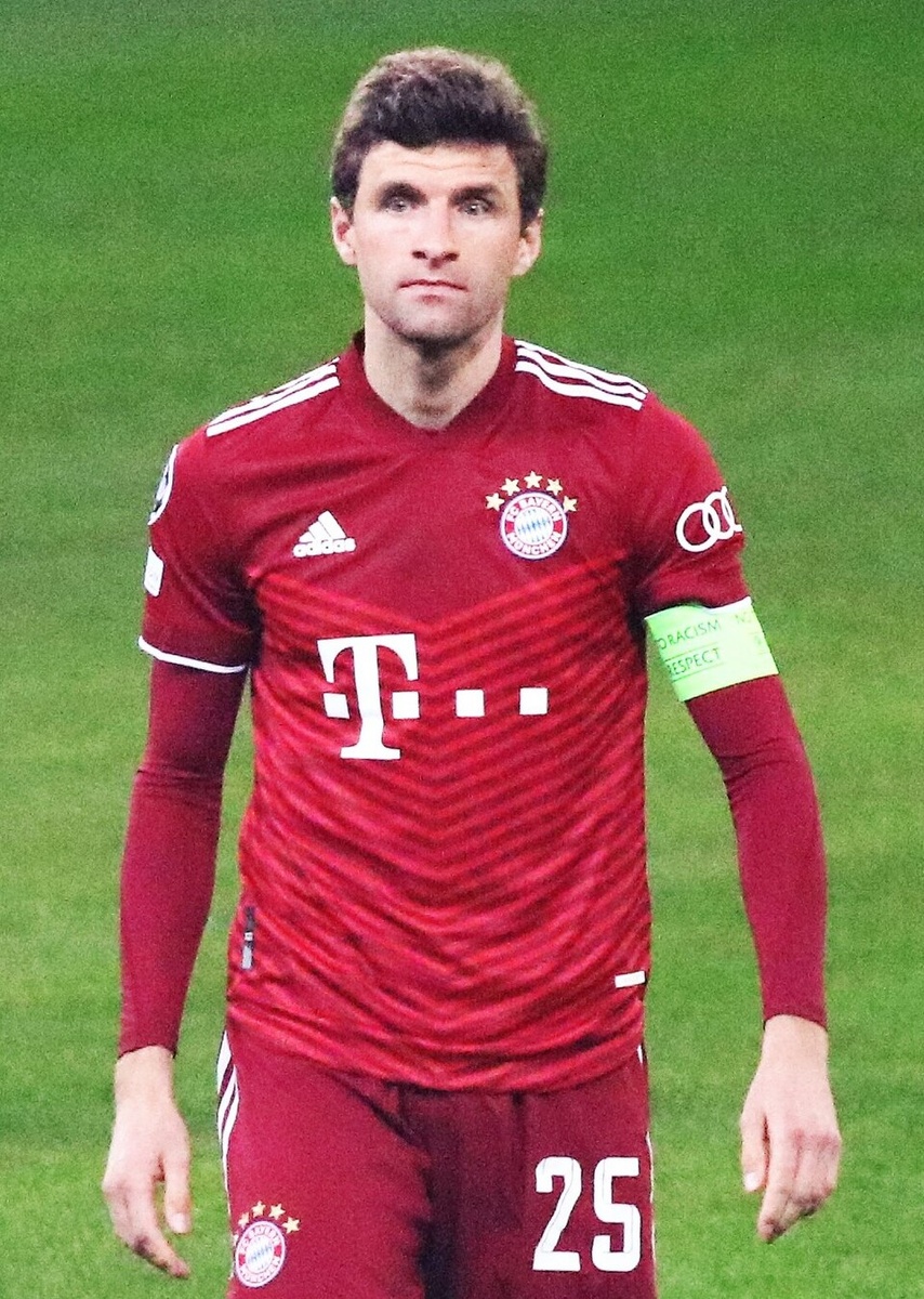 https://ru.wikipedia.org/wiki/Мюллер,_Томас#/media/Файл:Thomas_Müller_2022_(cropped).jpg