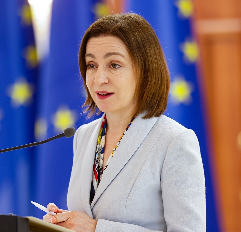    Румынка Майя Санду, занимающая пост президента страны постаралась опровергнуть заявление Мунтяну. Фото: DUMITRU DORU/ТАСС