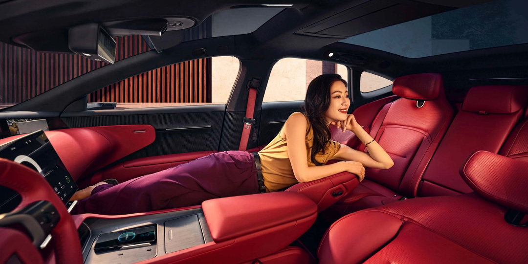 Электрокар Avatr 12 за 7 млн: конкурент Porsche Taycan или просто дорогая игрушка?