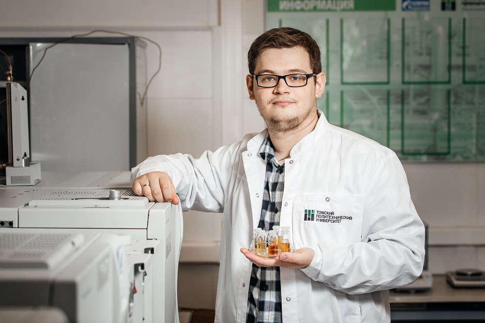 Доцент Исследовательской школы химических и биомедицинских технологий ТПУ Илья Богданов