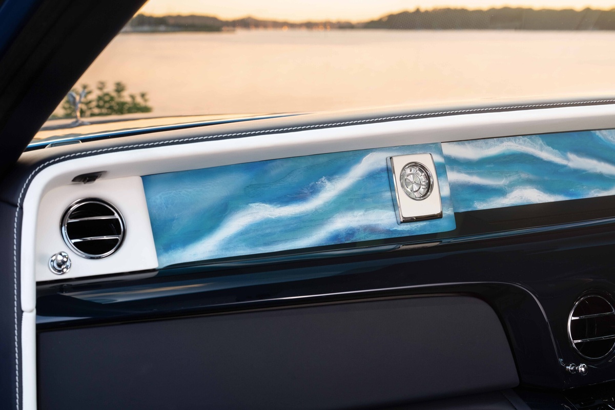    Rolls-Royce Phantom Regatta   
Rolls-Royce