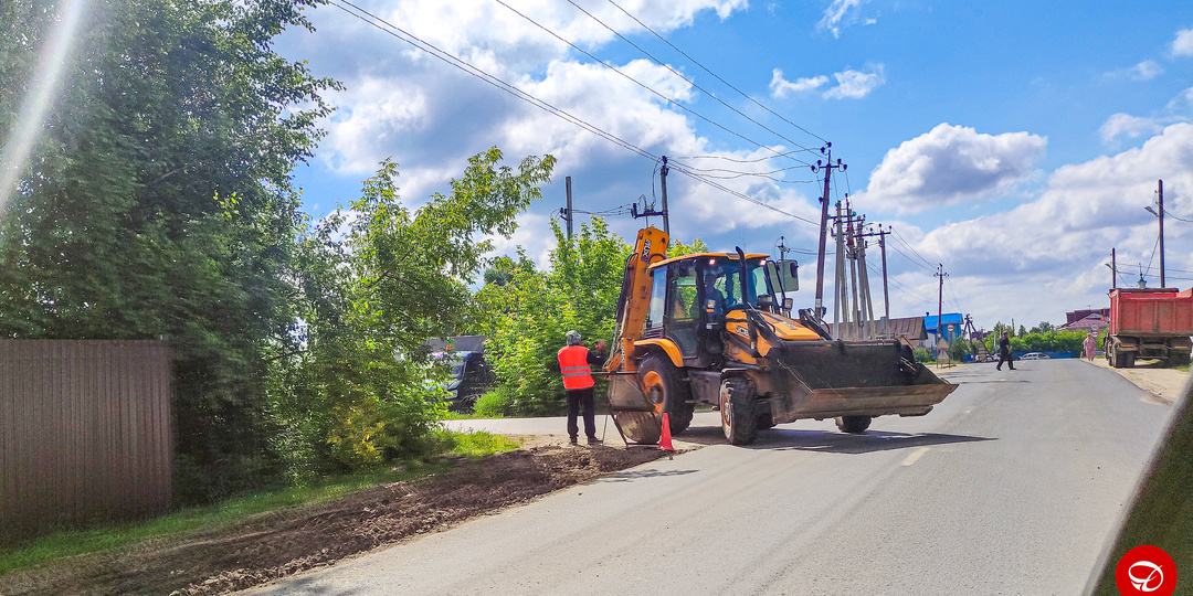 В Дивееве началось строительство нового тротуара