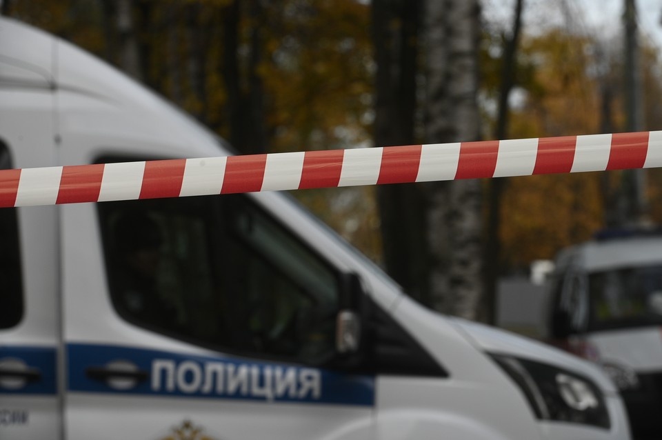    Правоохранителям удалось задержать водителя черной "Волги", пытавшегося скрыться. Алексей БУЛАТОВ