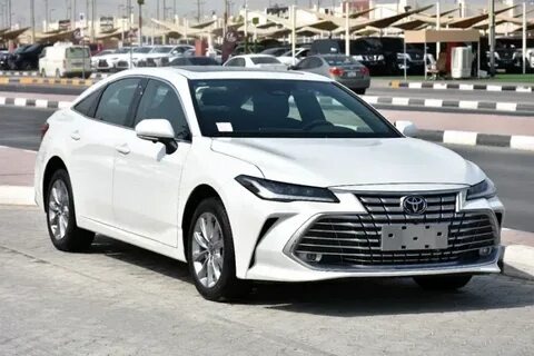 Большой седан Toyota, который до сих пор выглядит солидно